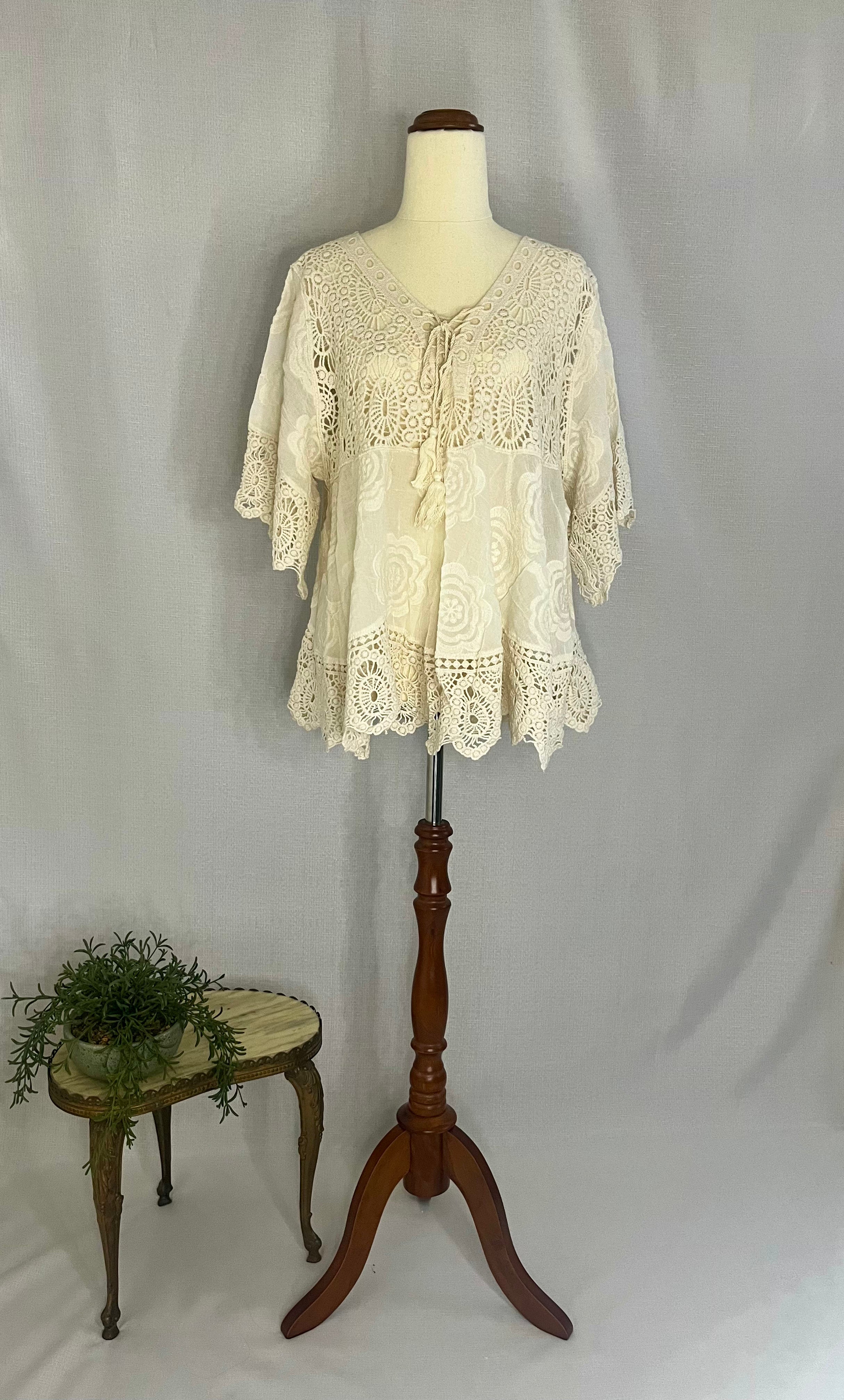 Mary crochet top